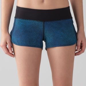 Lululemon 2.5 inch Speed shorts